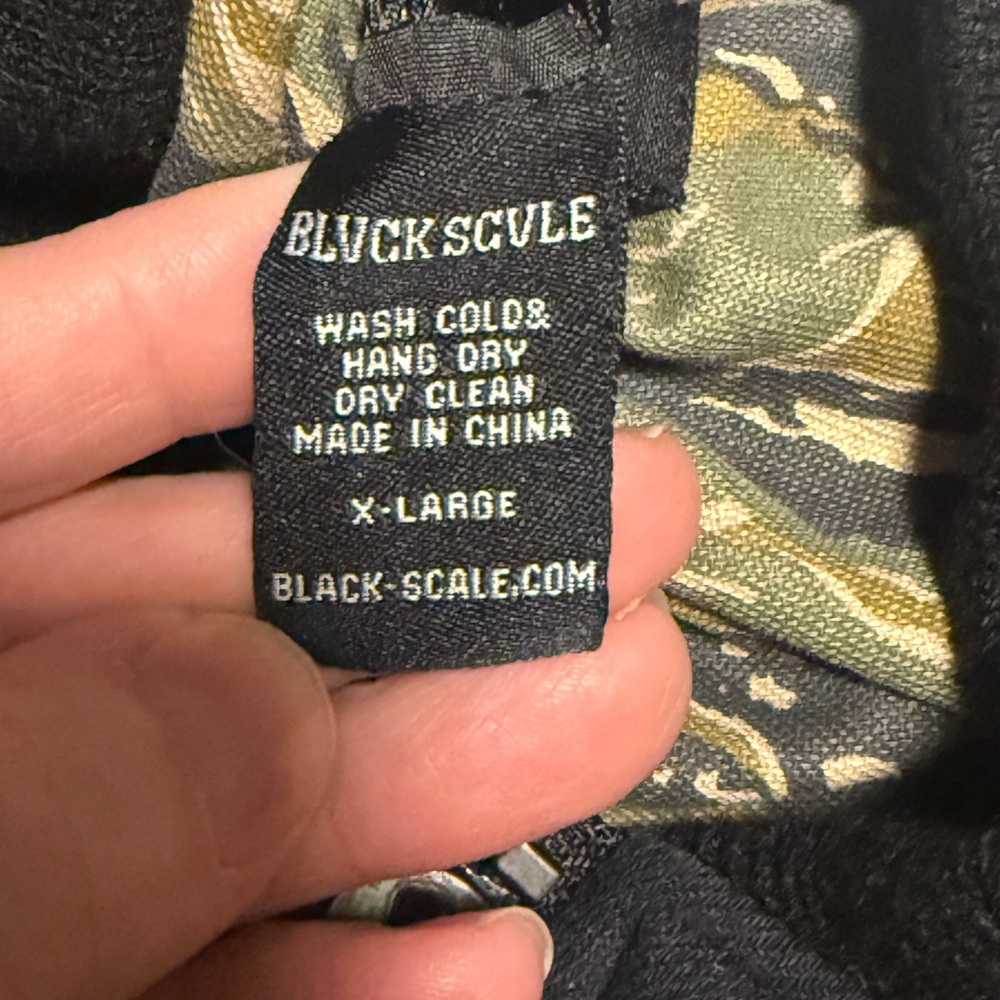 Black Scale Bomber Jacket XL Black Zip Up Streetwear - Picture 2 of 13